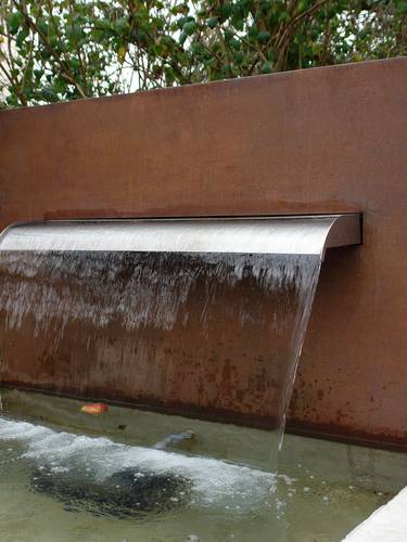 Wasserfallbrunnen