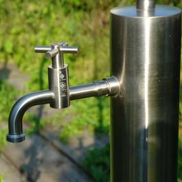 Warmwasserdusche Rondo aus Edelstahl — Michael Krauss Wasserspiele