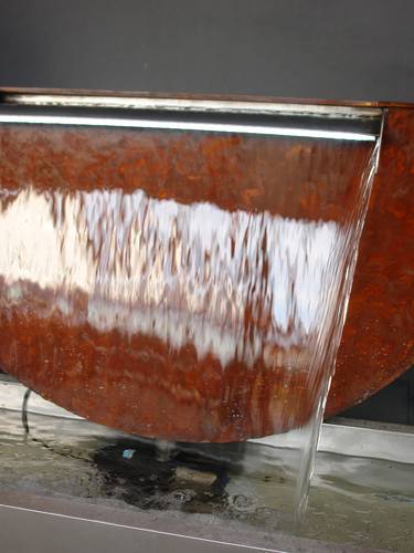 Wasserfall Brunnen Halbmond