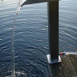 Teichbrunnen Pool II aus Edelstahl — Michael Krauss Wasserspiele