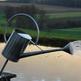 Gartenbrunnen "Fleissiges Lieschen" aus Edelstahl — Michael Krauss Wasserspiele