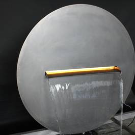 Gartenbrunnen Vollmond aus Edelstahl — Michael Krauss Wasserspiele